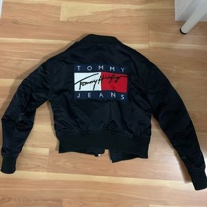 Tommy Hilfiger women’s bomber jacket size small